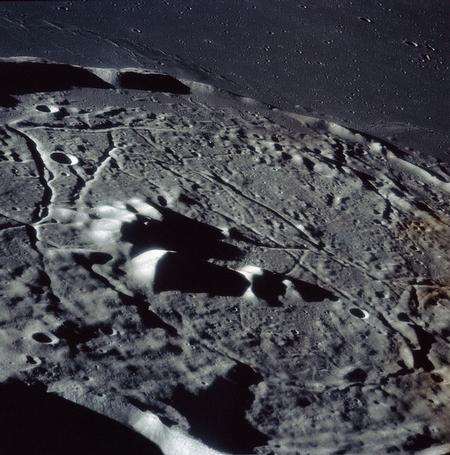 চন্দ্র 11